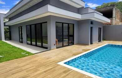 Imagem: A casa em condomínio possui 3 Dormitórios, 5 Banheiros, 5