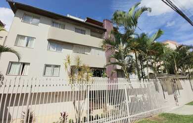 Imagem: O apartamento possui 3 Dormitórios, 1 Banheiro, 1 Vaga na garagem