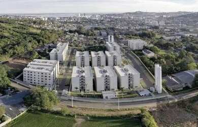 Imagem: O apartamento possui 2 Dormitórios, 1 Banheiro, 1 Vaga na garagem