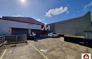 Imagem: O depósito para alugar possui 5 Vagas na garagem e 1620m²