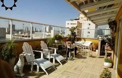 Imagem 3: APTO CENTRO. Varanda, 170m² de Área, 2 Vagas na garageme3 Dormitórios