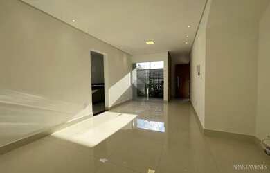 Imagem: O apartamento possui 3 Dormitórios, 2 Banheiros, 2 Vagas na