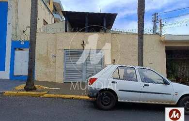 Imagem: A casa possui 3 Dormitórios, 3 Banheiros, 1 Vaga na garagem