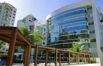 Imagem: O apartamento possui 2 Dormitórios, 3 Banheiros, 1 Vaga na