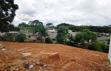 Imagem: O terreno possui 665m² de Área e está localizado em Santo