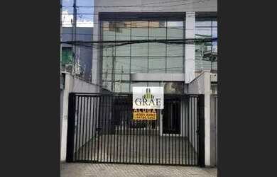 Imagem: O depósito possui 2 Vagas na garagem, 180m² de Área e está