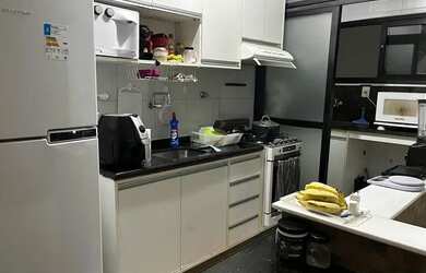 Imagem: O apartamento possui 2 Dormitórios, 2 Banheiros, 1 Vaga na