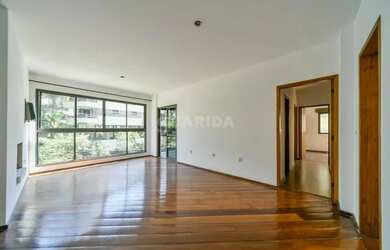 Imagem: O apartamento possui 2 Dormitórios, 3 Banheiros, 1 Vaga na