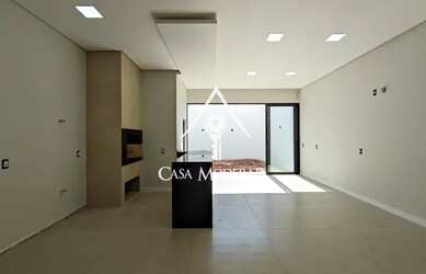 Imagem: A casa possui 3 Dormitórios, 3 Banheiros, 3 Vagas na garagem