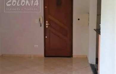 Imagem: O apartamento possui 3 Dormitórios, 1 Banheiro, 1 Vaga na garagem