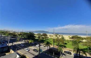 Imagem 2: Excelente apartamento de frente para o mar. Tudo novo. Vista livre total...