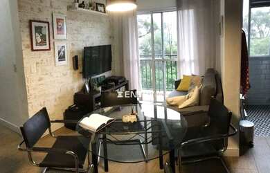 Imagem: O apartamento possui 2 Dormitórios, 1 Banheiro, 1 Vaga na garagem