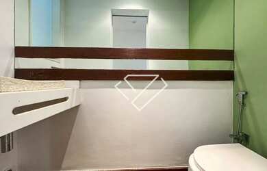 Imagem 8: Apartamento original 4 quartos, revertido para 3, na quadra da praia,...