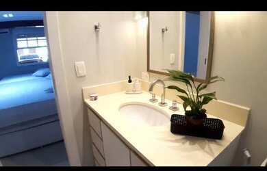 Imagem 5: PERÓ Em frente a PRAIA. Acomodam 5 pessoas, 1 Vaga na garageme1 Dormitório