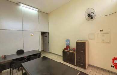 Imagem 3: Loja para alugar, 30 m² por R$ 1.518,00/mês - Centro - Brumadinho/MG
