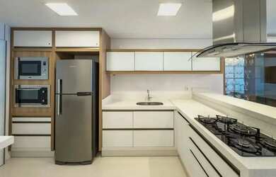 Imagem 3: Praia Brava - Apto Mobiliado - 3 Qts - 2 Vagas - 200 metros do Mar