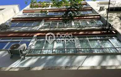 Imagem: O apartamento possui 2 Dormitórios, 2 Banheiros e 86m² de