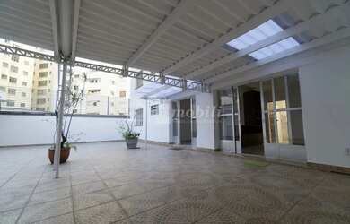 Imagem: O apartamento possui 4 Dormitórios, 3 Banheiros, 1 Vaga na