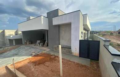 Imagem: A casa em condomínio possui 3 Dormitórios, 5 Banheiros, 4