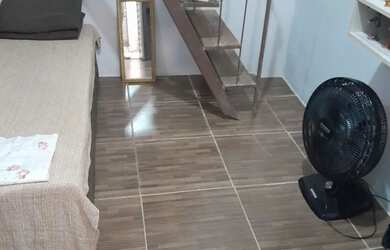 Imagem: A casa possui 2 Dormitórios, 1 Banheiro e está localizado