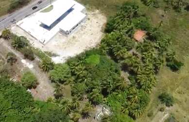 Imagem: O terreno possui 4.500m² de Área, Imóvel novo e está localizado