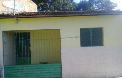 Imagem: A casa possui 2 Dormitórios, 2 Banheiros e está localizado