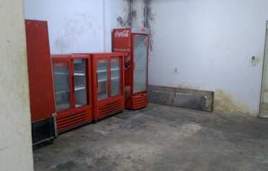 Imagem 4: Ponto comercial frente de avenida com 240 metros quadrados, vestiário...