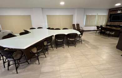 Imagem 9: Casa na beira do rio, raridade