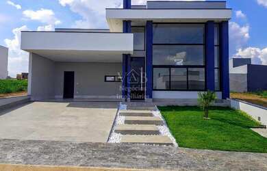 Imagem: A casa em condomínio possui 3 Dormitórios, 5 Banheiros, 4