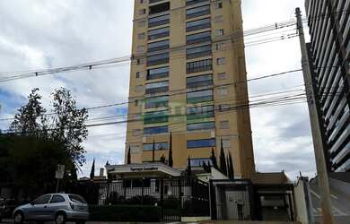 Imagem: O apartamento possui 3 Dormitórios, 1 Banheiro, 104m² de Área