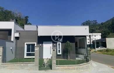 Imagem 1: Casa à venda no bairro Barra do Rio Cerro - Jaraguá do Sul/SC