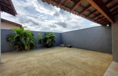 Imagem: Casa para aluguel e venda tem 130 metros quadrados com 2 quartos