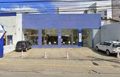 Imagem: O depósito possui 5 Vagas na garagem e 480m² de Área e está