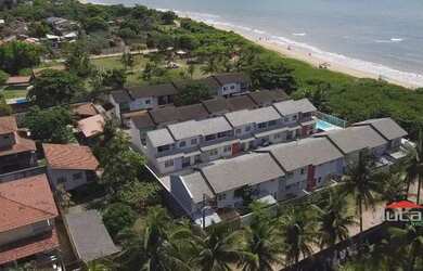 Imagem: A casa possui 4 Dormitórios, 5 Banheiros, 2 Vagas na garagem