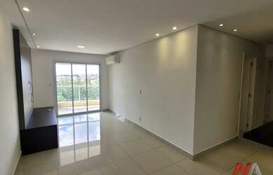 Imagem: O apartamento possui 3 Dormitórios, 2 Banheiros, 2 Vagas na