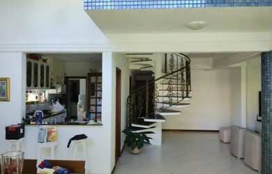 Imagem: A casa possui 5 Dormitórios, 5 Banheiros, 5 Vagas na garagem