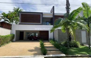 Imagem: A casa em condomínio possui 5 Dormitórios, 5 Banheiros, 4