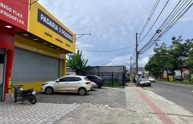 Imagem 2: Galpão/Depósito/Armazém para venda tem 300 metros quadrados