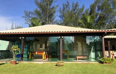 Imagem 1: Casa de frente para praia em Saquarema bairro de jacone