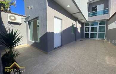 Imagem: A casa possui 3 Dormitórios, 4 Banheiros, 3 Vagas na garagem