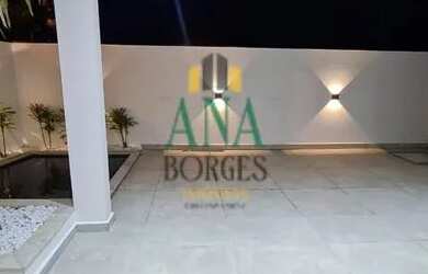 Imagem: A casa possui 3 Dormitórios, 3 Banheiros, 1 Vaga na garagem