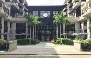 Imagem: O depósito possui 1 Vaga na garagem, 49m² de Área e está