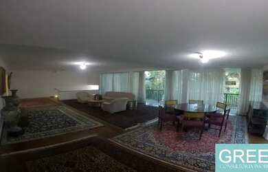 Imagem: A casa possui 4 Dormitórios, 5 Banheiros, 5 Vagas na garagem