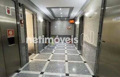 Imagem: O depósito possui 3 Vagas na garagem, 112m² de Área e está