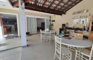 Imagem: A casa em condomínio possui 3 Dormitórios, 5 Banheiros, 2