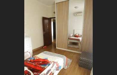 Imagem 12: Casa em Franca. 221m² de Área, 2 Vagas na garageme4 Dormitórios