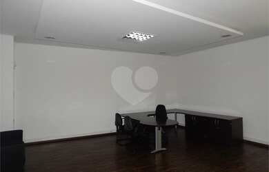 Imagem 3: Galpão/Depósito/Armazém para aluguel possui 883 metros quadrados em...