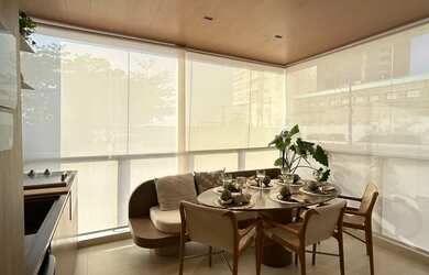 Imagem: O apartamento possui 4 Dormitórios, 4 Banheiros, 2 Vagas na