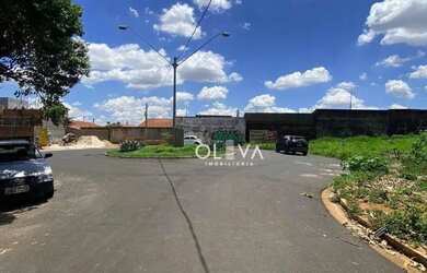 Imagem 3: Terreno à venda, 330 m² por R$ 235.000 - Vila Angélica - São José...