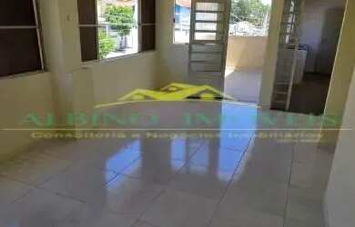 Imagem: A casa possui 3 Dormitórios, 1 Banheiro, 1 Vaga na garagem